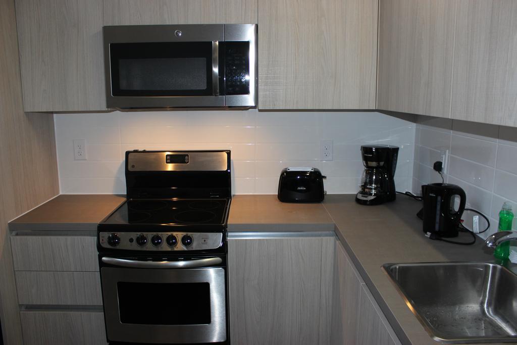 Atlas Suites- Furnished Apartments-College Street, Toronto Kültér fotó